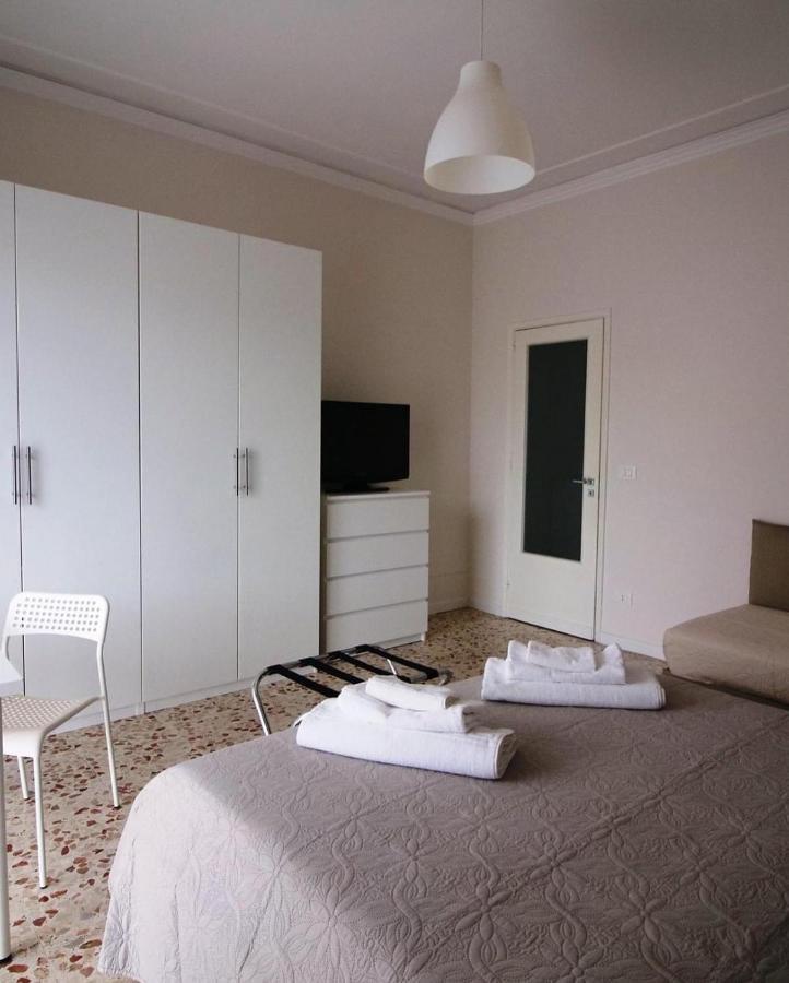 Giuffrida Apartment Rooms CTA Eksteriør bilde